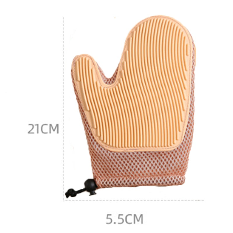 Adjustable wrist strap of the grooming glove