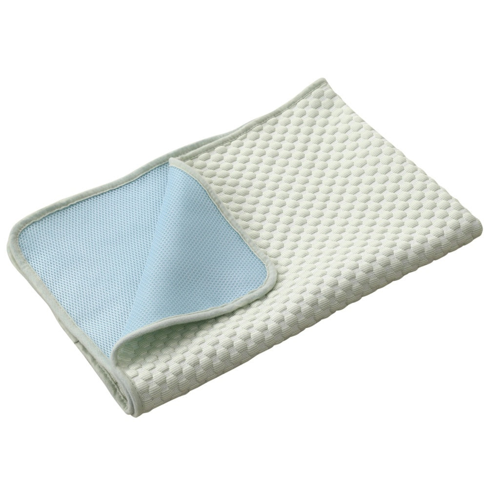 Close up of the quilted Pet Cooling Gel Mat surface