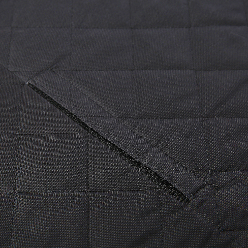 Quilted 600D Oxford fabric detail of the MATERA PET waterproof dog seat cover