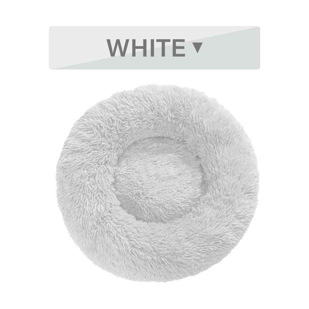 Soft fur pile detail of the MATERA PET calming dog bed