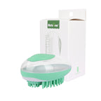MATERA PET cat bath scrubber massaging skin while washing