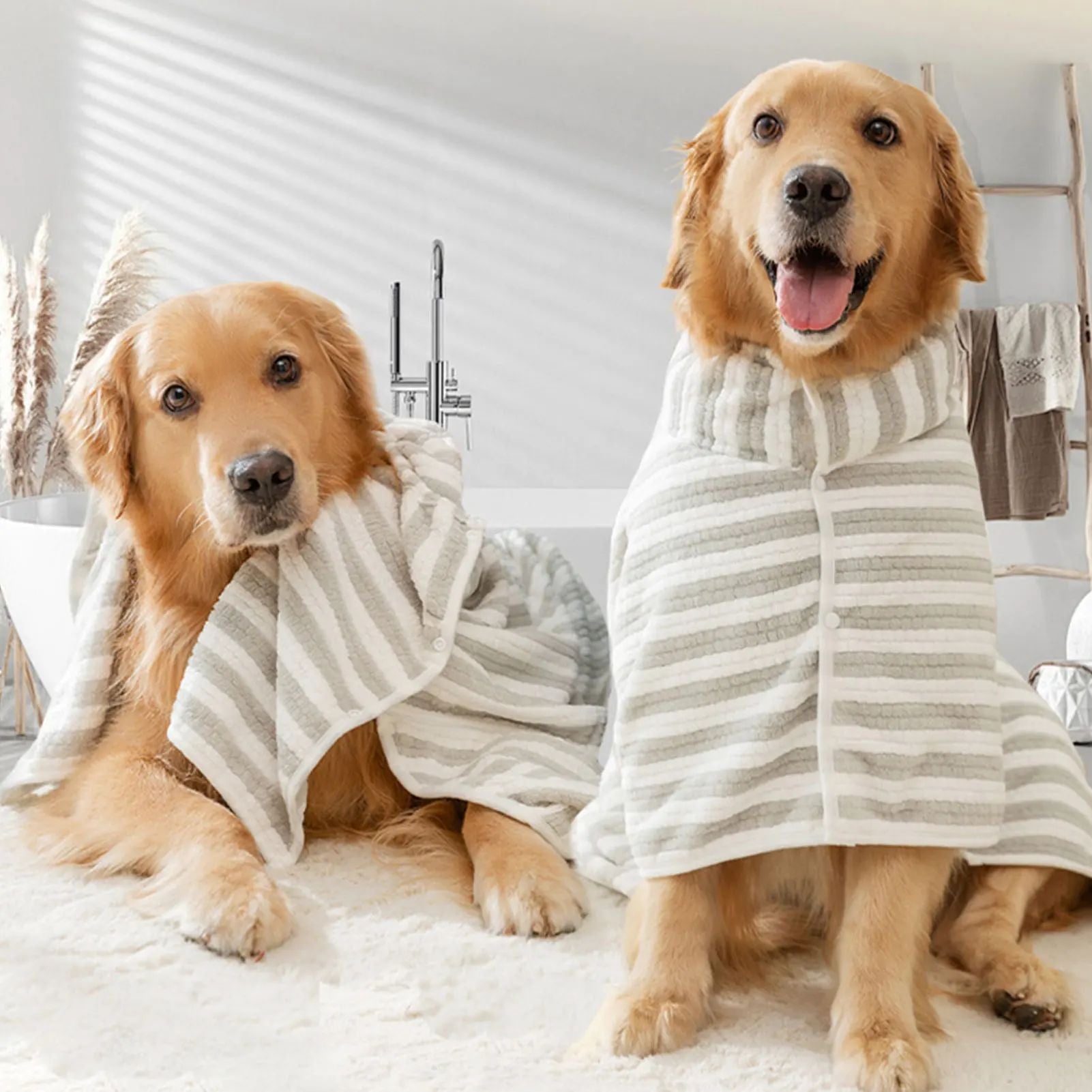 Ultra absorbent dog bath towel in thick microfibre