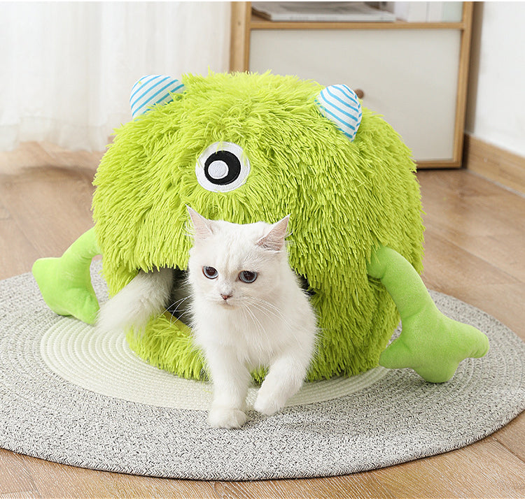 Three sizes of the round cat bed shown together