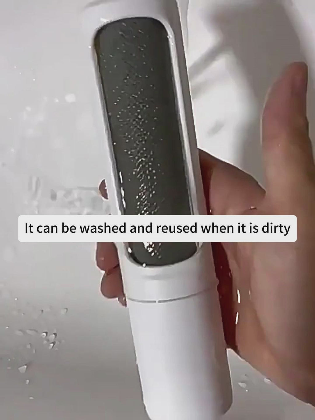 MATERA PET Pet Hair Remover Brush — collecting fur